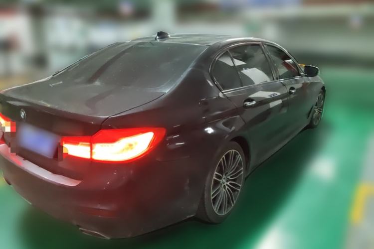 Used BMW 5 Series 2018 Restyled 530Li Leading Edition M Sport Package
