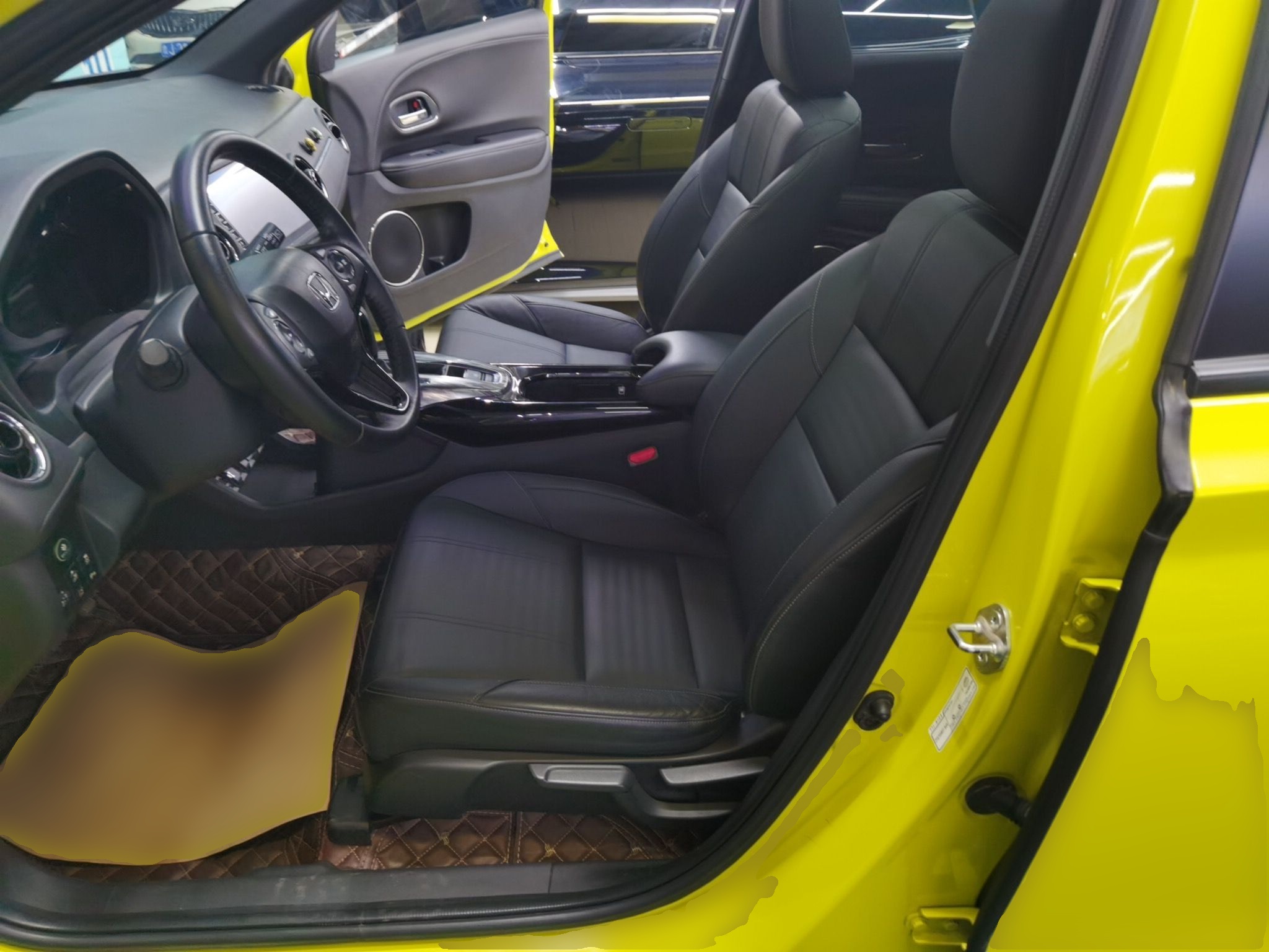 Interior delantero