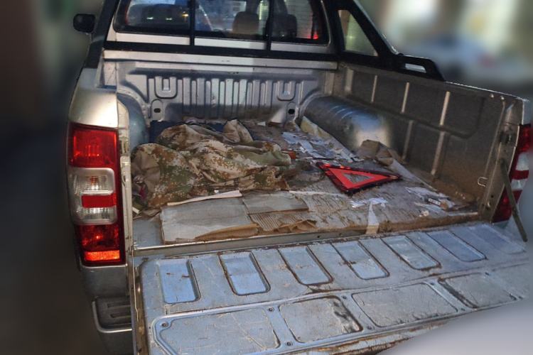 Used Isuzu JLM 2018 2.0T Two-Wheel-Drive Gasoline Ultra-Luxury Version 4K21D4T
