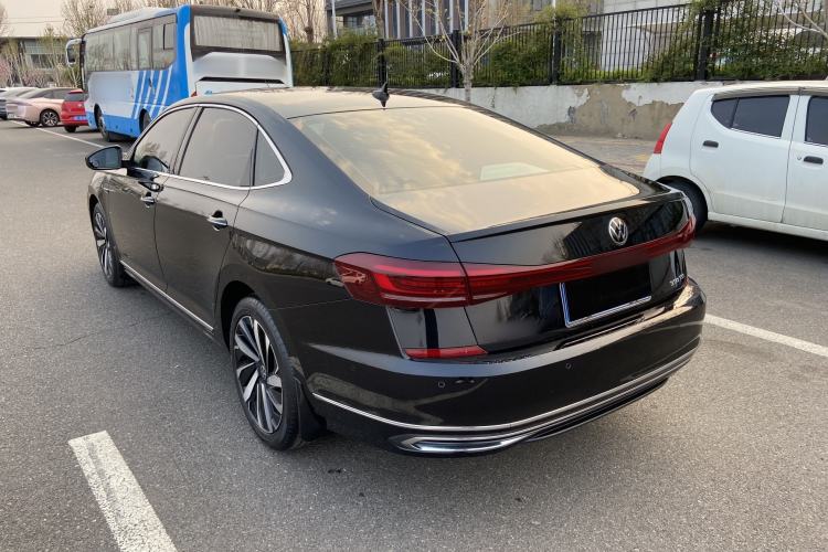 Used Volkswagen Passat 2022 330TSI Luxury Edition Exterior 6