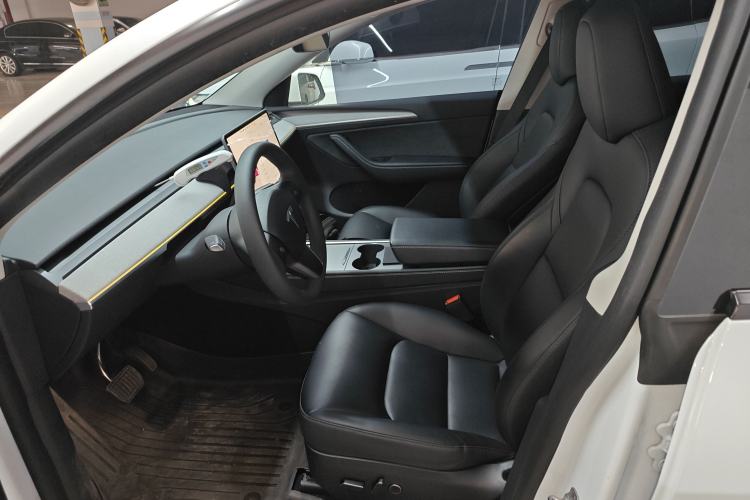 Used Tesla Model Y 2024 Rear-Wheel-Drive Version Left Front Seat