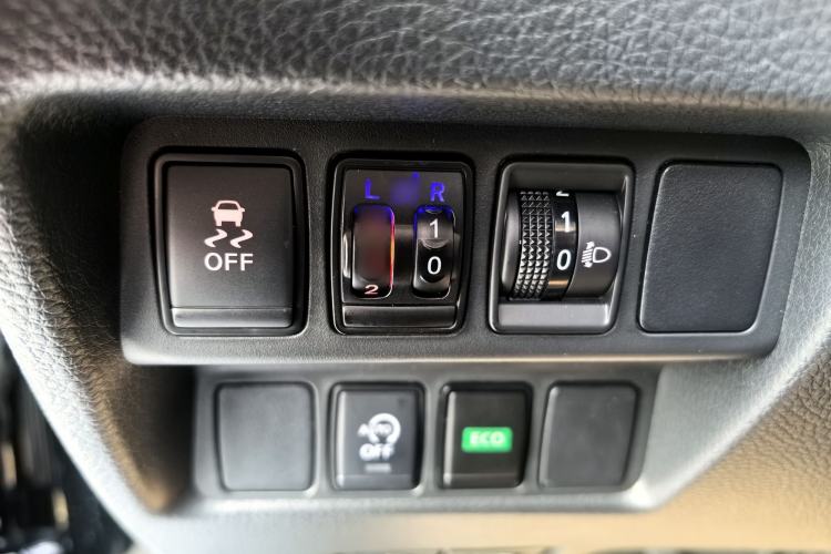 Used Nissan Qashqai 2023 Classic 2.0L CVT XV Comfort Edition Interior 11