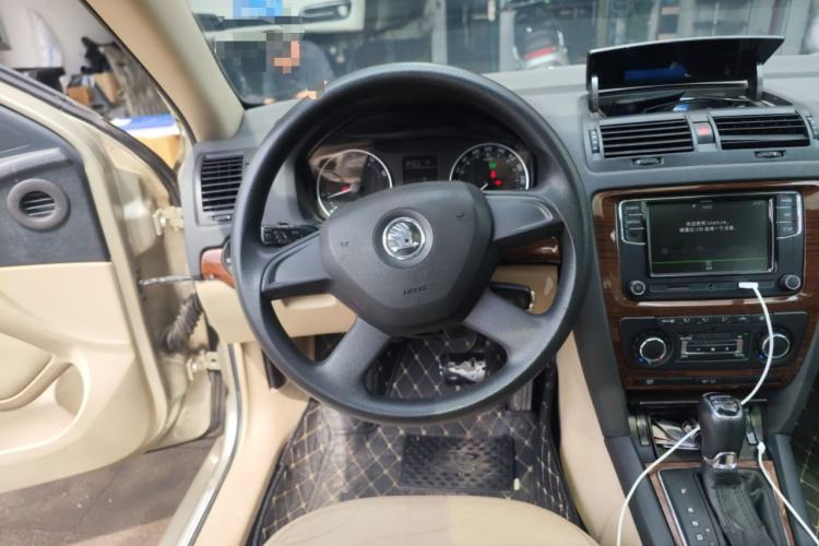 Used Skoda Octavia 2014 1.6L Automatic Yijun Edition