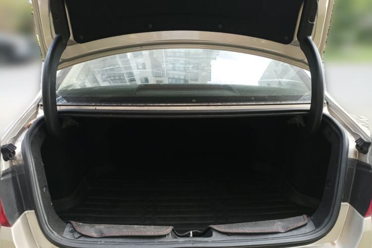 Used Geely Auto Emgrand GL 2017 1.3T DCT Elite Model
