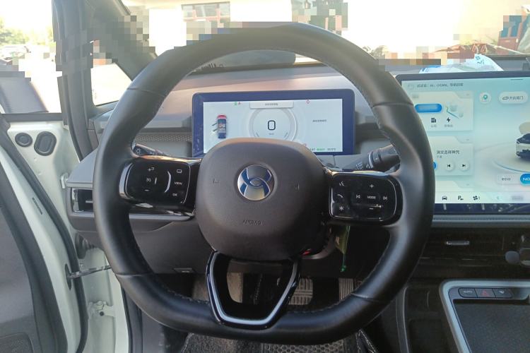 Used Hycan Z03 2022 620 km Range Trendy Cool Version 160 kW 76.8 kWh