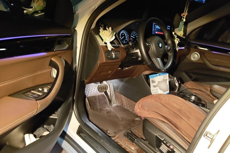 Used BMW X1 2021 sDrive20Li Premium Edition Driver Seat