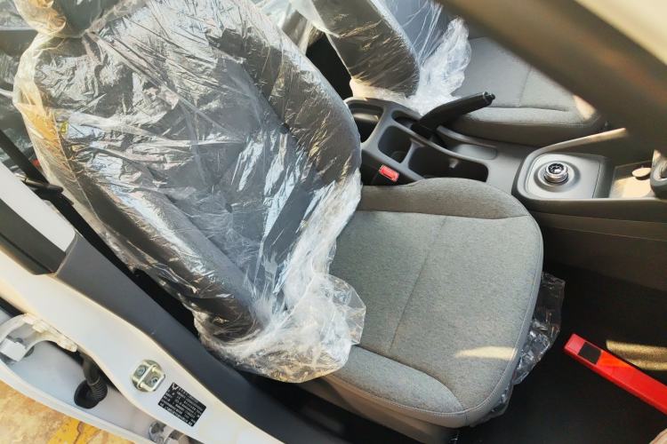 Used Wuling Hongguang New Energy 2024 All-Electric Model 300KM Standard Version