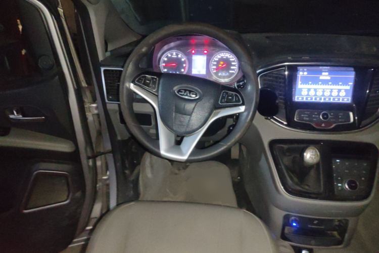 Used JAC Refine M4 2016 2.0L Manual Luxury Smart Version
