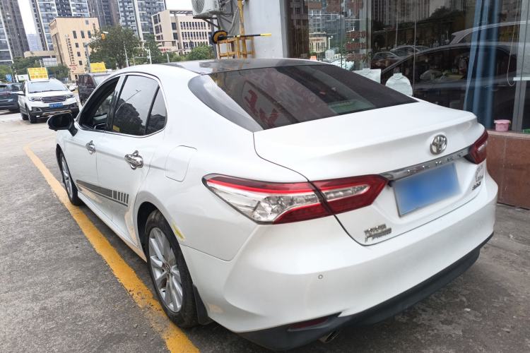 Used Toyota Camry 2018 2.0G Luxury Edition
