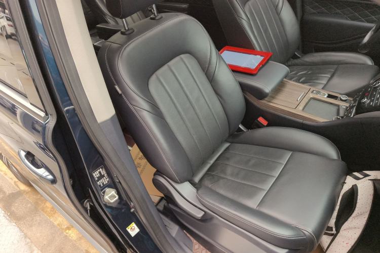 Used GAC Trumpchi M8 2020 390T Deluxe Edition Right Front Seat