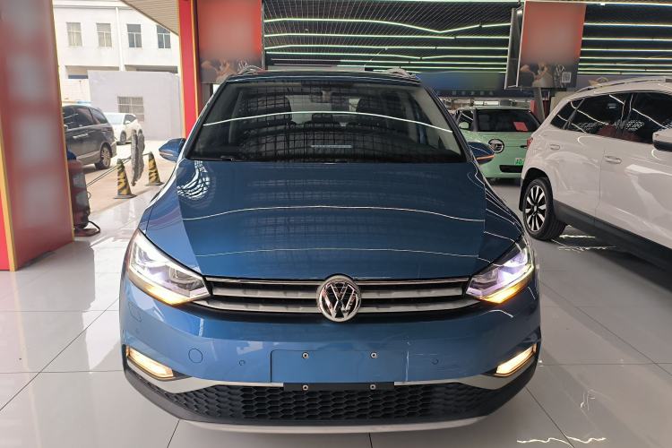 Used Volkswagen Touran 2018 Volkswagen Touran L 280TSI DSG Boundary Edition 7 Seats China VI Standard Front