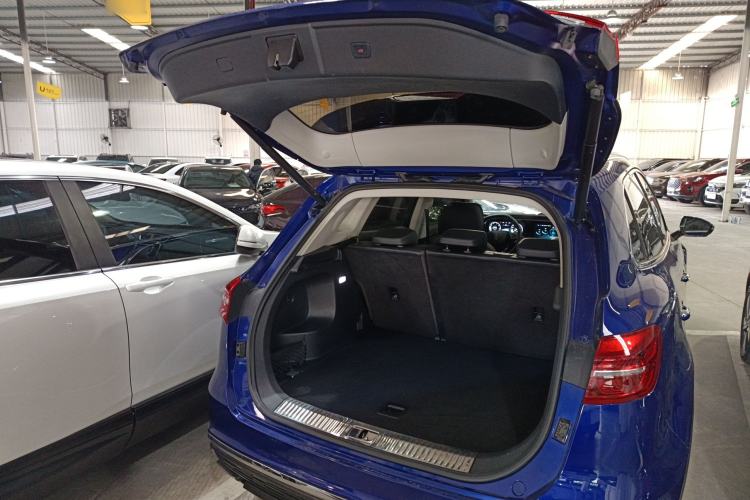 Used Hongqi HS5 2022 Revised Version 2.0T Smart Connect Flagship Edition
