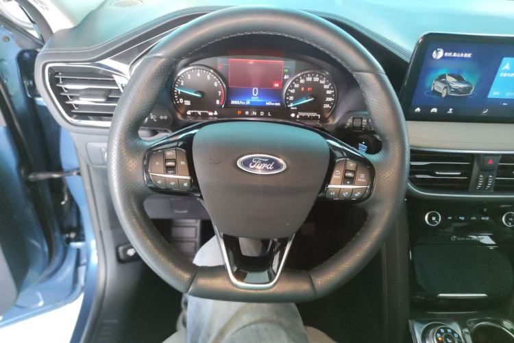 Used Ford Escape 2020 EcoBoost 245 Two-Wheel-Drive Titanium Edition Steering Wheel