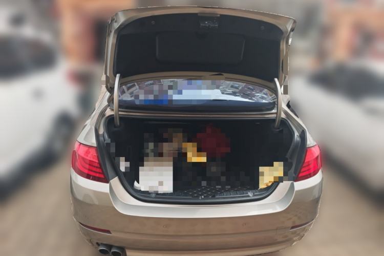 Used BMW 5 Series 2012 523Li Leading Model Trunk