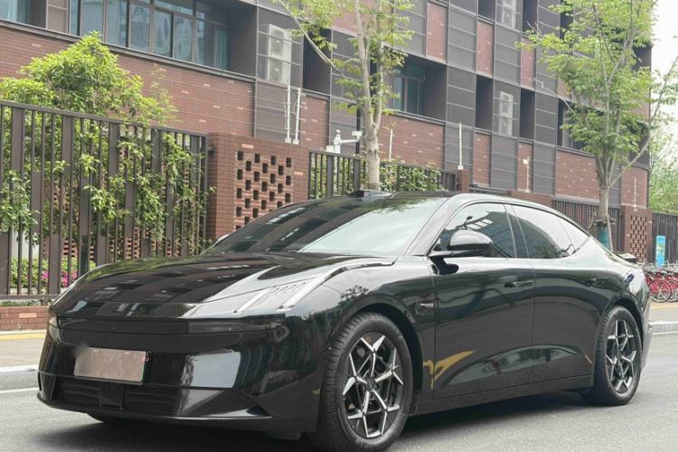 Used Lynk & Co Z10 2025 95 kWh 806 km Range Rear-Wheel Drive Advanced Driver-Assistance System Max