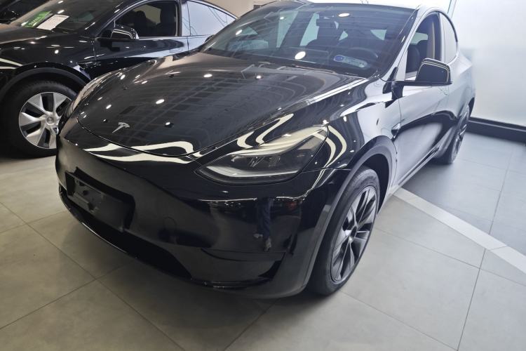 Used Tesla Model Y 2023 Rear-Wheel-Drive Version