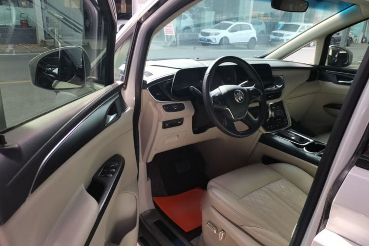 Used Buick GL8 2021 ES Landtrek 653T Comfort Edition
