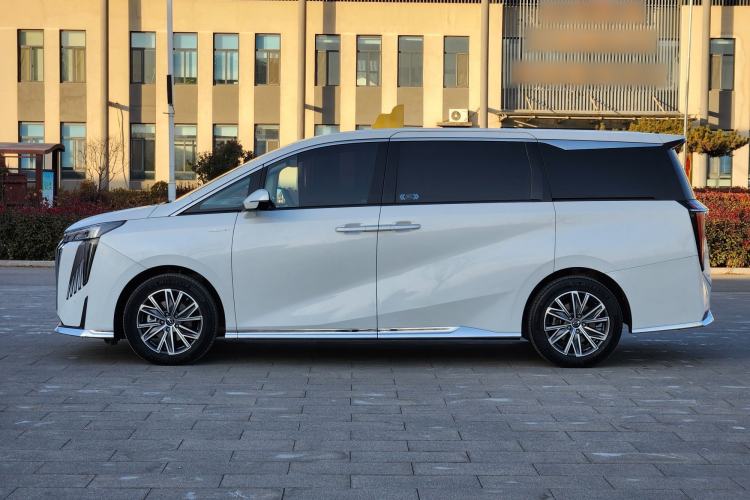 Used GAC Trumpchi M8 2024 Master Series 400T Ultimate Edition
