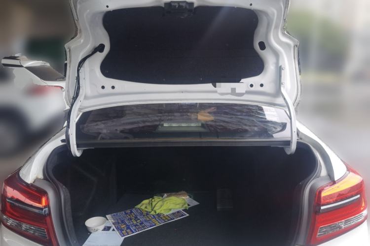 Used Toyota YARiS L Zhi Xiang 2017 1.5E CVT Dynamic Edition
