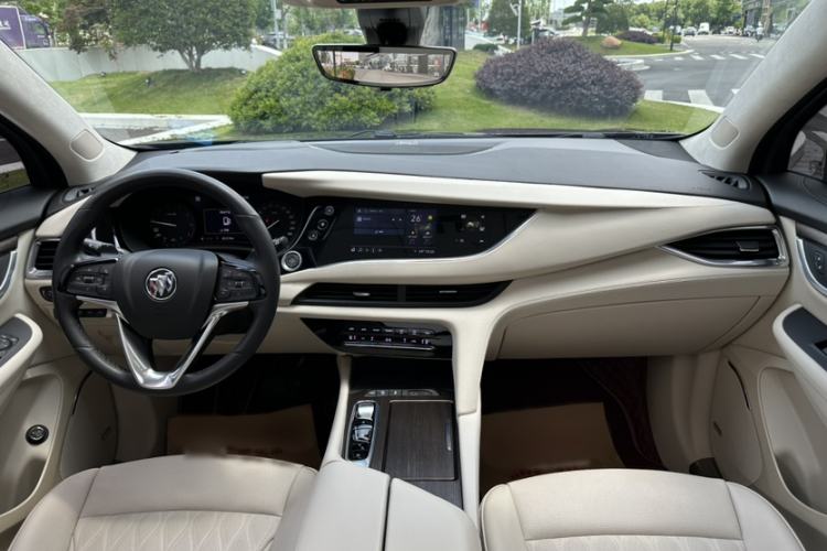 Used Buick Enclave 2022 652T 4x4 Avenir 6-Seater
