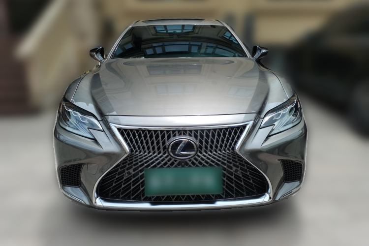 Used Lexus LS 2018 500h Executive Edition China V Standard