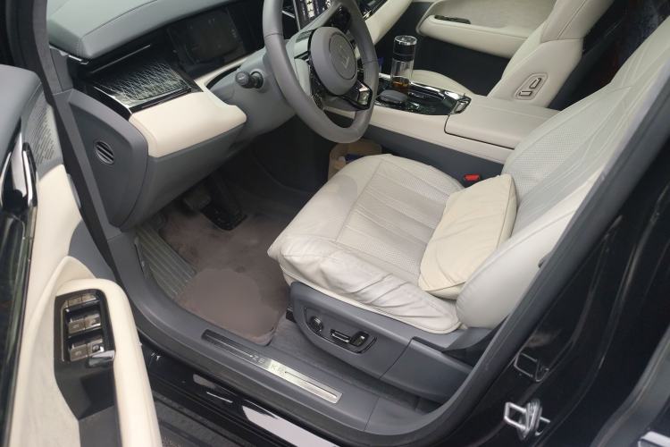 Used Zeekr 009 2022 WE Edition