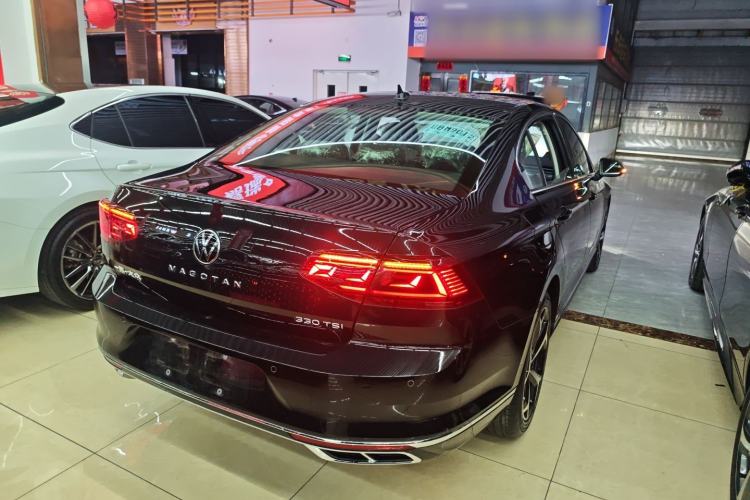 Used Volkswagen Magotan 2023 2 Million Units Limited Edition 330TSI DSG Leading Version Rear Right 45 Deg