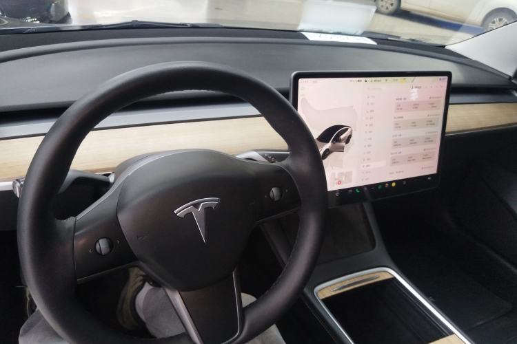 Used Tesla Model 3 2022 Rear-Wheel-Drive Version Center Console