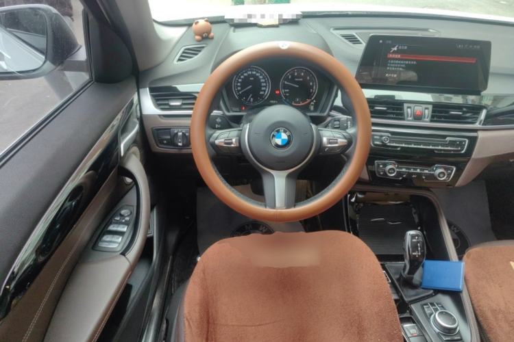 Used BMW X1 2021 sDrive20Li Premium Edition Steering Wheel