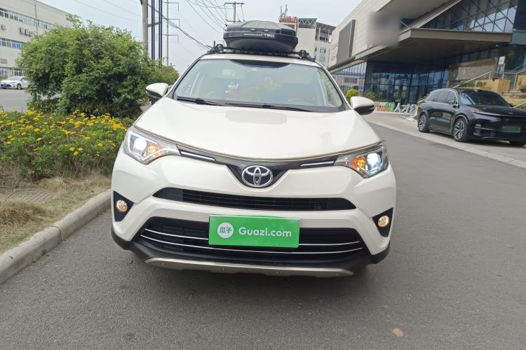 Used Toyota RAV4 2016 2.0L CVT Two-Wheel Drive Urban Edition China V Standard
