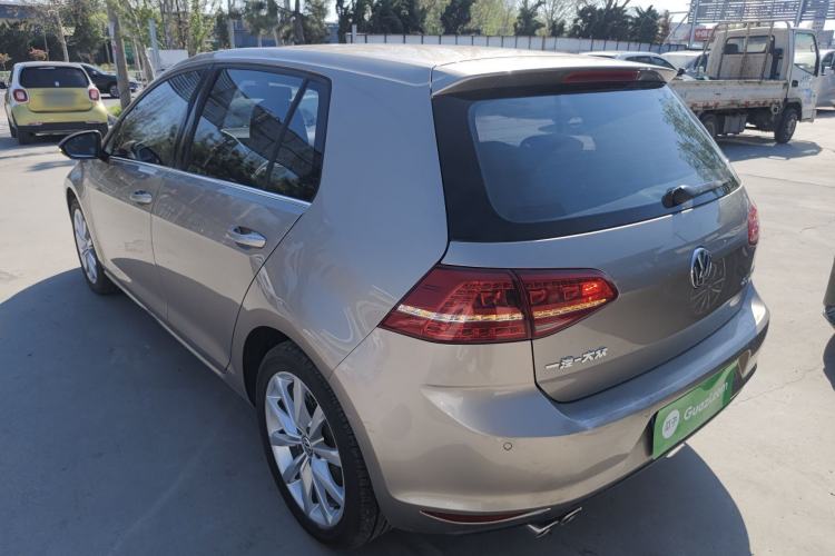 Used Volkswagen Golf 2015 1.4TSI Automatic Flagship Model Rear Left 45 Deg