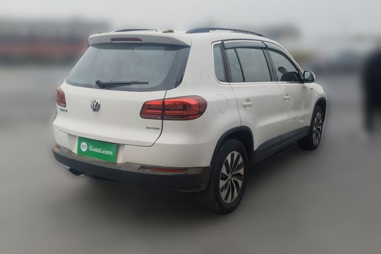 Used Volkswagen Tiguan 2015 1.4TSI Manual Two-Wheel Drive BlueMotion Edition Rear Right 45 Deg