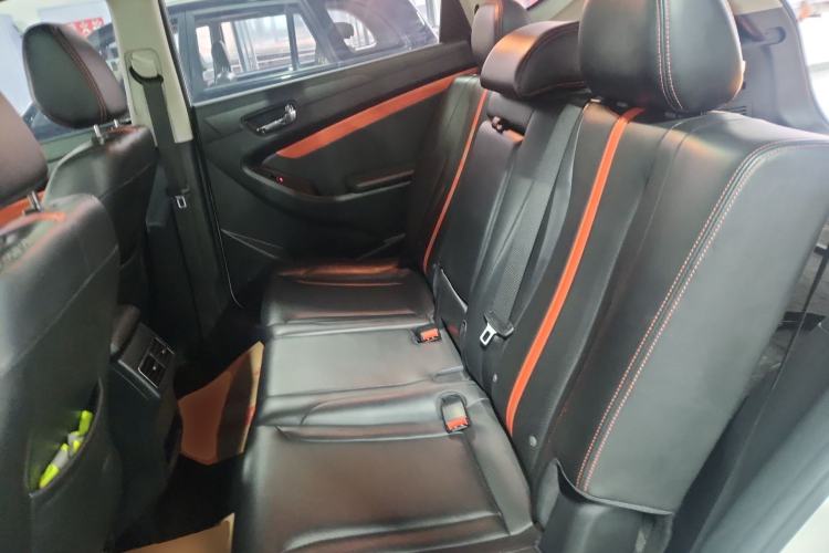 Used Dongfeng Fengon 580 2021 Revised Edition ☆ Star Version 1.5 TGDI Automatic Prestige Grade Left Rear Seat