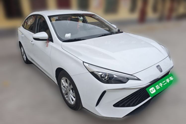 Used Roewe i5 2023 1.5L Manual Comfort Edition Front Right 45 Deg