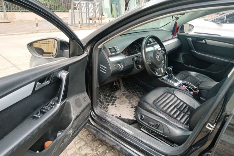 Used Volkswagen Magotan 2015 1.8TSI Advanced Model Driver Seat