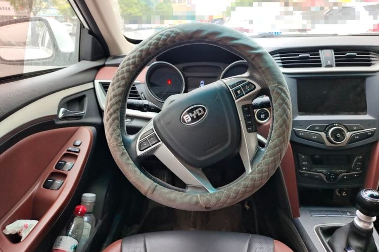 Used BYD G5 2014 1.5TI Manual Luxury Edition
