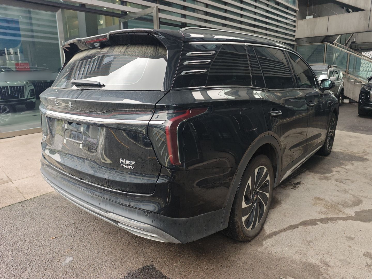 Hongqi HS7 PHEV 2024 2.0T PHEV Four-Wheel Drive Flagship Edition 6 Seats — снимка 6