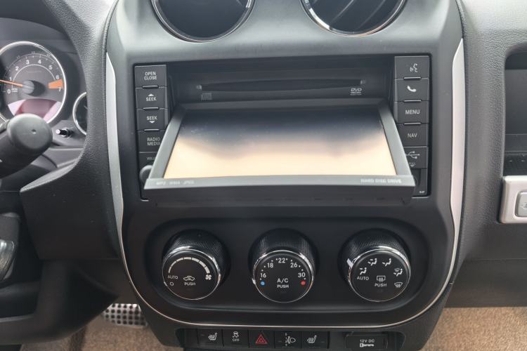 Used Jeep Compass 2014 Revised Version 2.4L Four-Wheel Drive Luxury Navigation Edition
