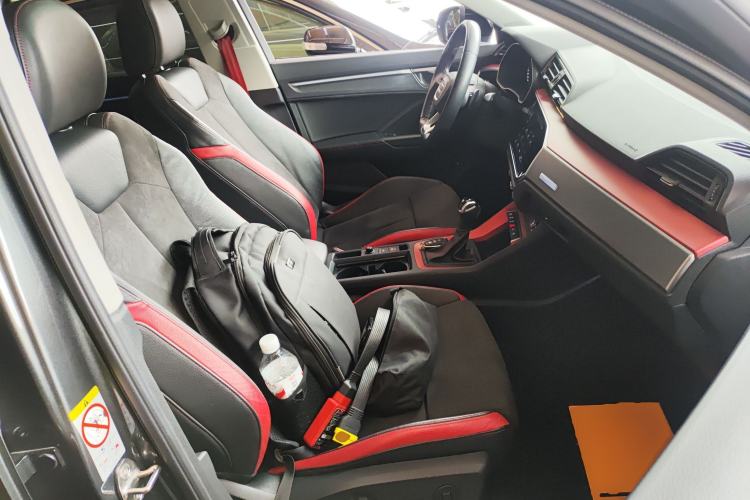 Used Audi Q3 2021 40 TFSI Fashion Dynamic Model
