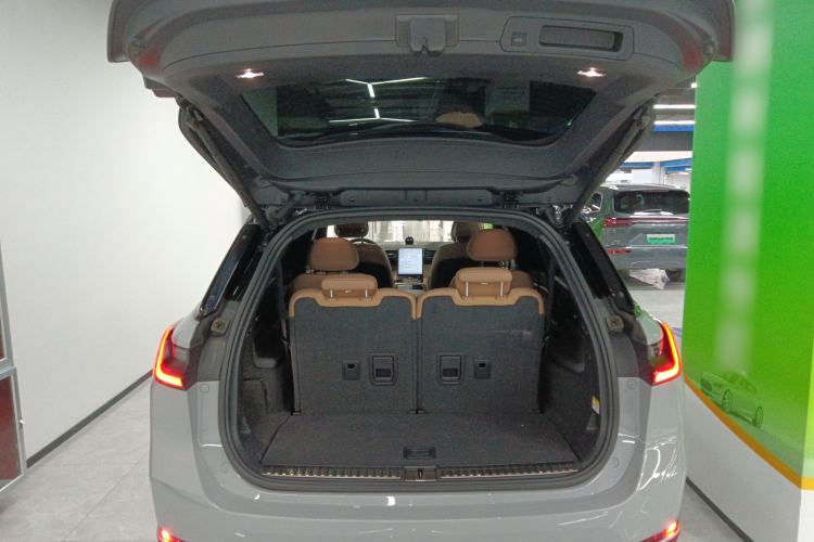 Used Nio ES8 2020 580 km Range Signature Edition Six-Seater Version
