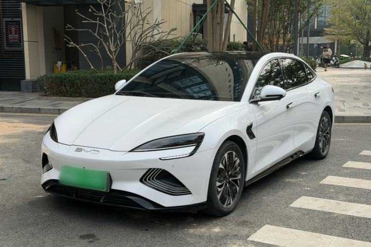 Used BYD Seal 2022 550 km Standard Range Rear-Wheel Drive Prestige Version