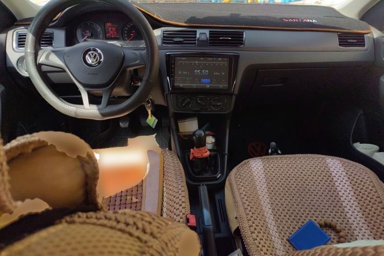 Used Volkswagen Santana 2019 1.5L Manual Fashion Edition China VI Standard Center Console