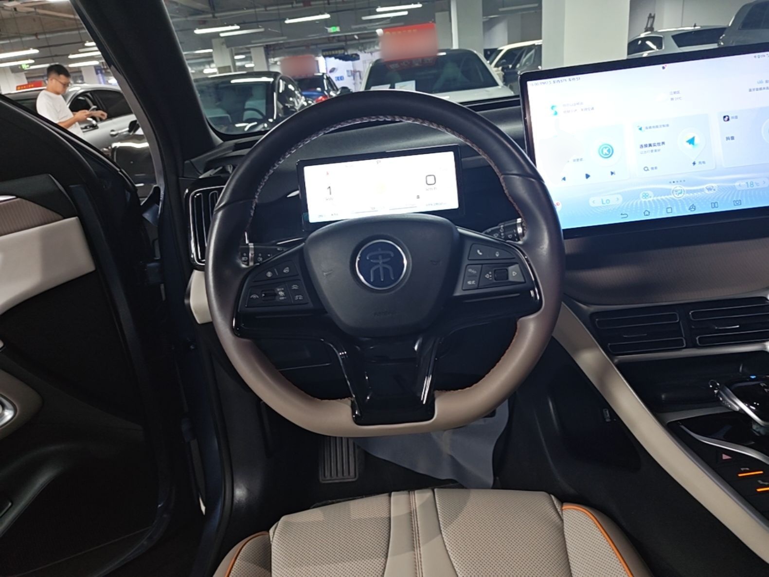 BYD Song Pro New Energy 2024 HONOR Edition DM-i 110KM Excellence Model — снимка 13