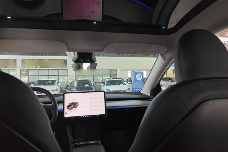 Used Tesla Model Y 2024 Rear-Wheel-Drive Version Headliner