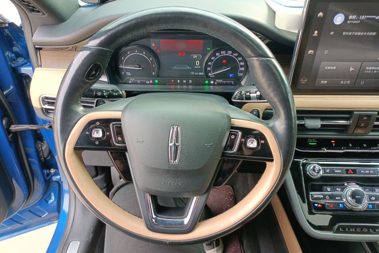 Used Lincoln Corsair 2020 2.0T Two-Wheel Drive Luxury Edition Steering Wheel