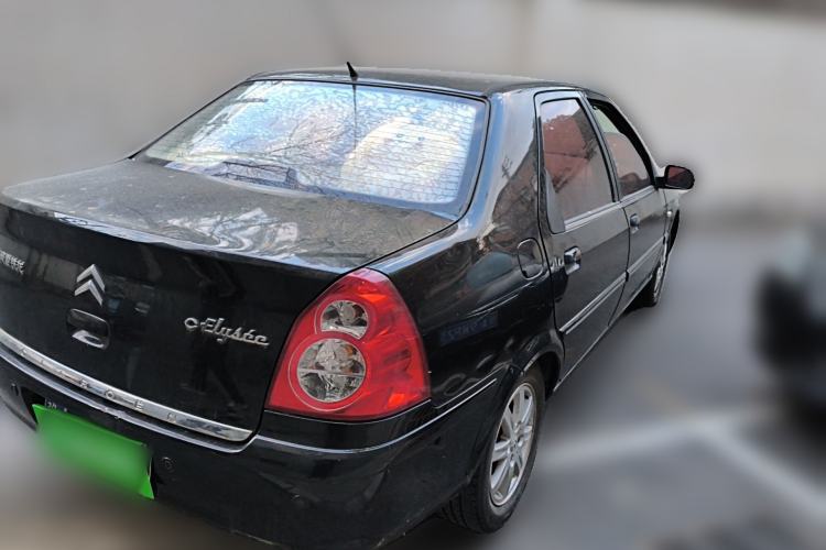 Used Citroen Elysee 2013 Sedan Classic 1.6L Manual Tech Edition
