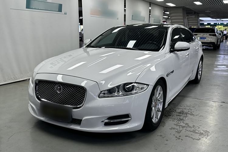 Used Jaguar XJ 2015 XJL 3.0 SC Two-Wheel-Drive Panoramic Business Edition