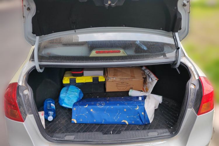 Used Buick Excelle 2011 1.6 LE-MT Trunk