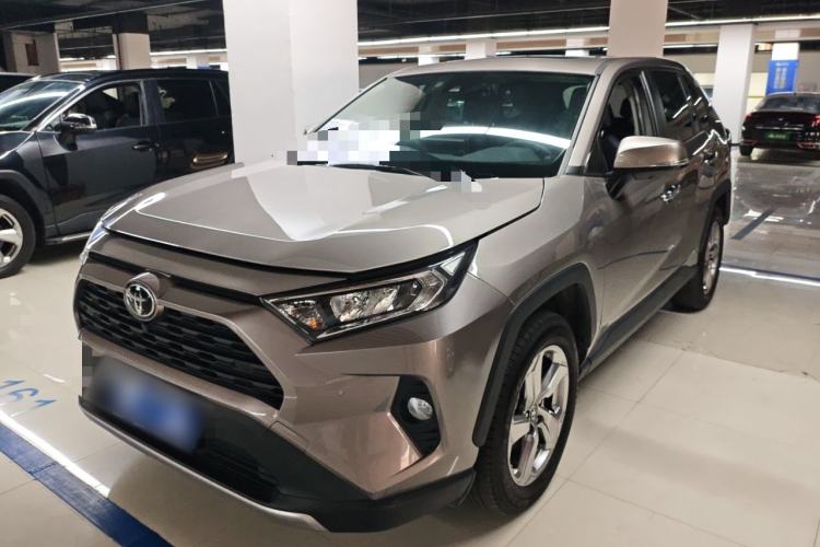 Used Toyota RAV4 2022 2.0L CVT Two-Wheel Drive Fashion Plus Edition