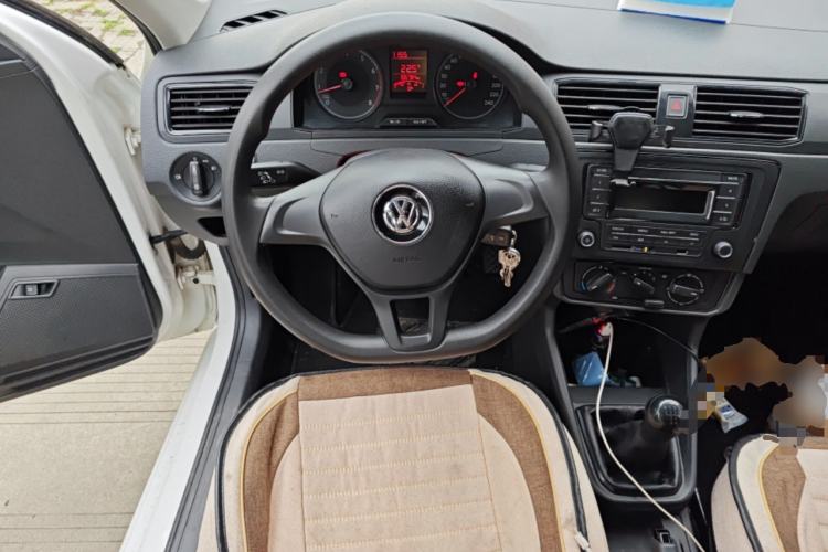 Used Volkswagen Santana 2016 1.6L Manual Fashion Edition Steering Wheel